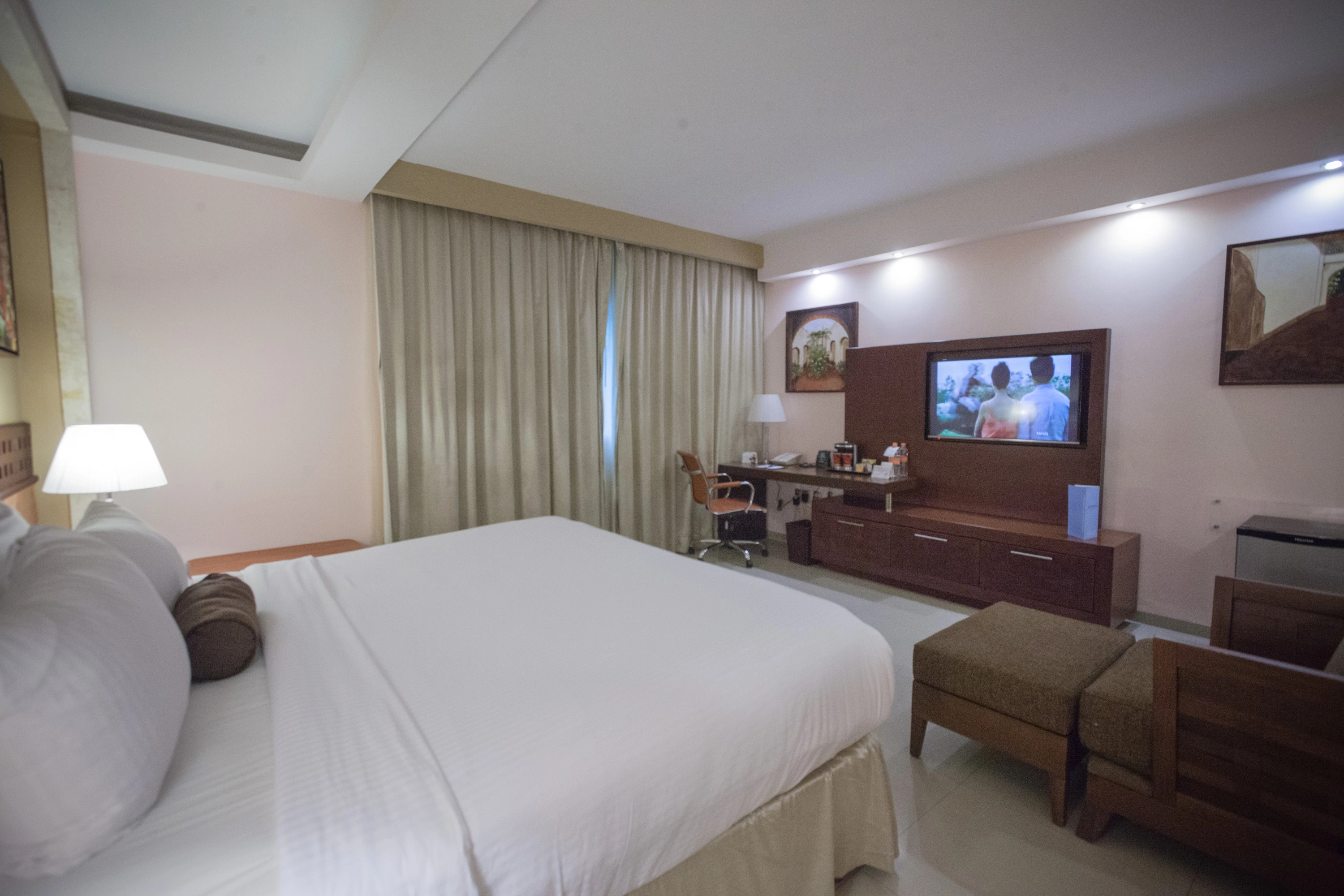 Fotografía interior de la Habitacion Deluxe con Cama King Size en Wyndham Mérida